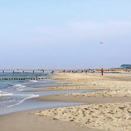 Seebadidylle - 5 Sterne Mit Traumhaftem Blick Auf Den Saaler Bodden Aus Dem Dritten Obergeschoss Wustrow
